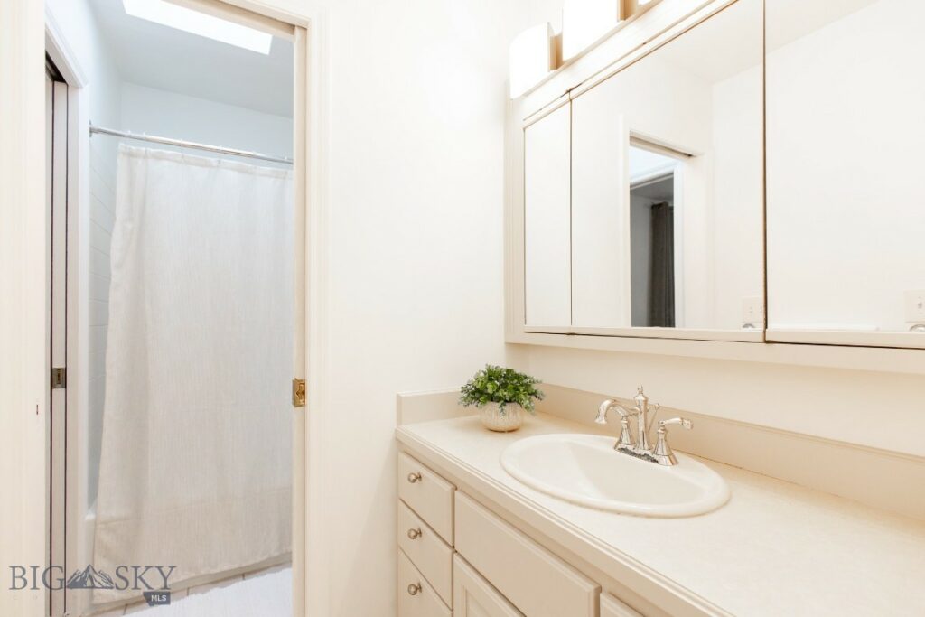 205 Teton Avenue, Bozeman MT 59718