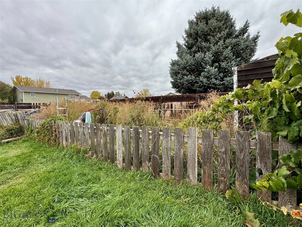 511 Garnier Ave, Livingston MT 59047