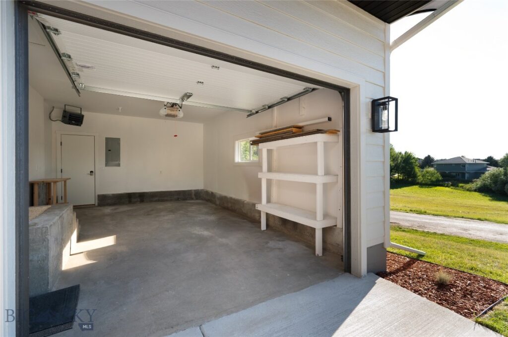 1233 N 8th Avenue, Bozeman MT 59715