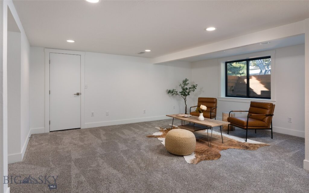 1233 N 8th Avenue, Bozeman MT 59715