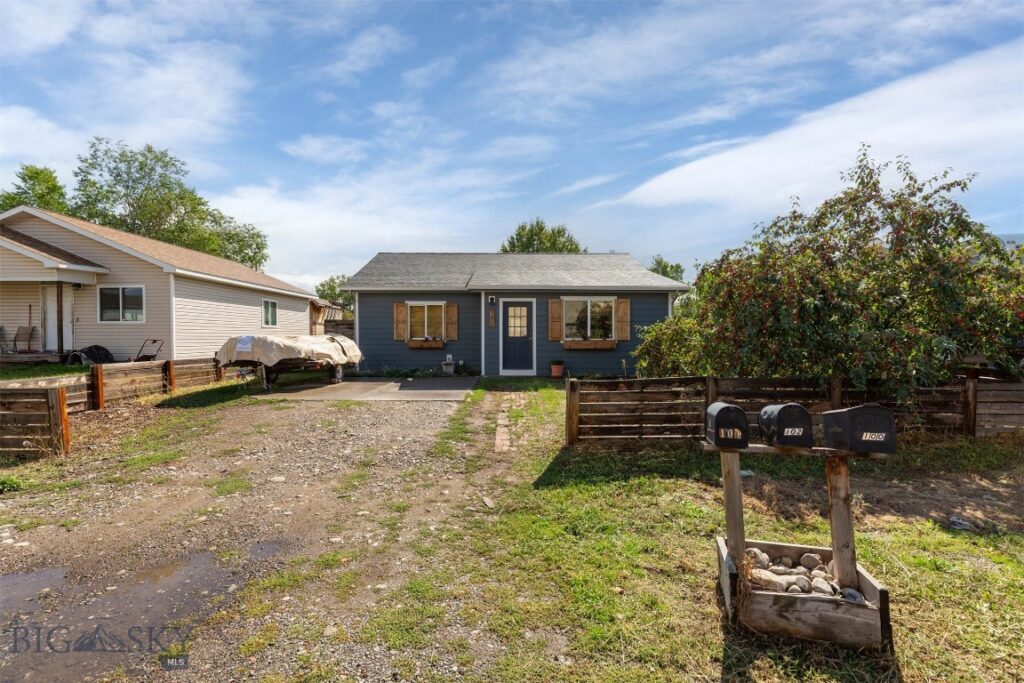 102 9th Street, Belgrade MT 59714