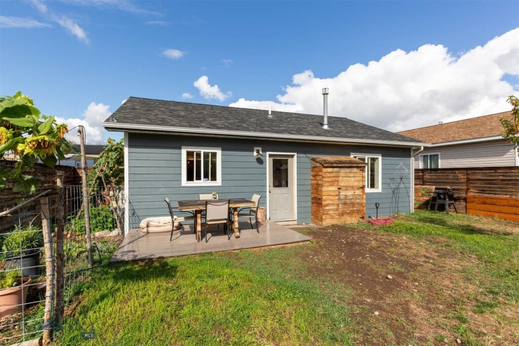 102 9th Street, Belgrade MT 59714