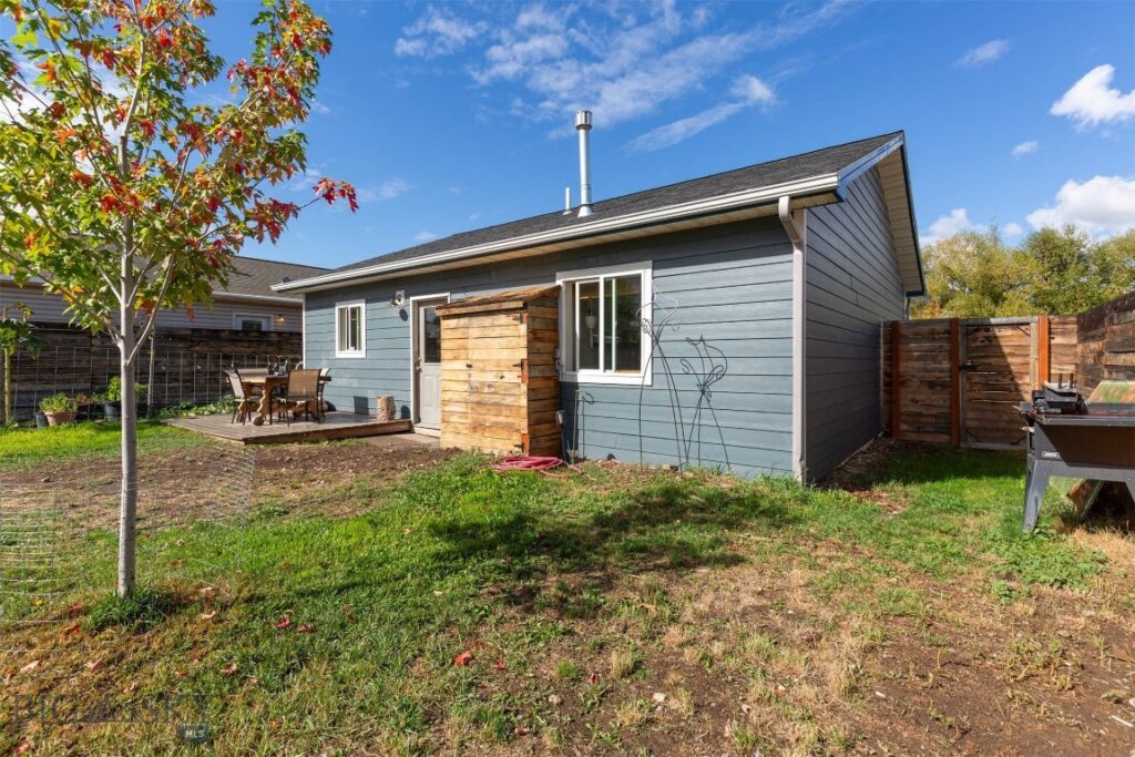 102 9th Street, Belgrade MT 59714