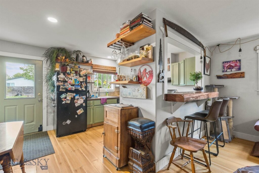 102 9th Street, Belgrade MT 59714