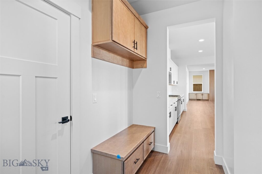 1505 Gunslinger Lane, Belgrade MT 59714