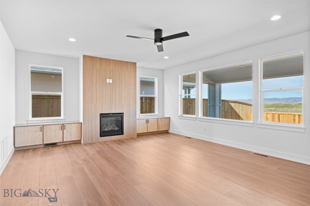 1505 Gunslinger Lane, Belgrade MT 59714