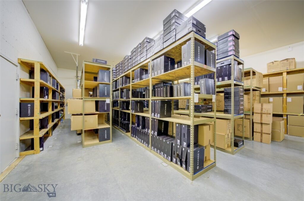 6597 Falcon Lane, Bozeman MT 59718