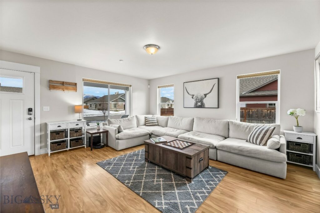 1613 Drummond Boulevard, Belgrade MT 59714