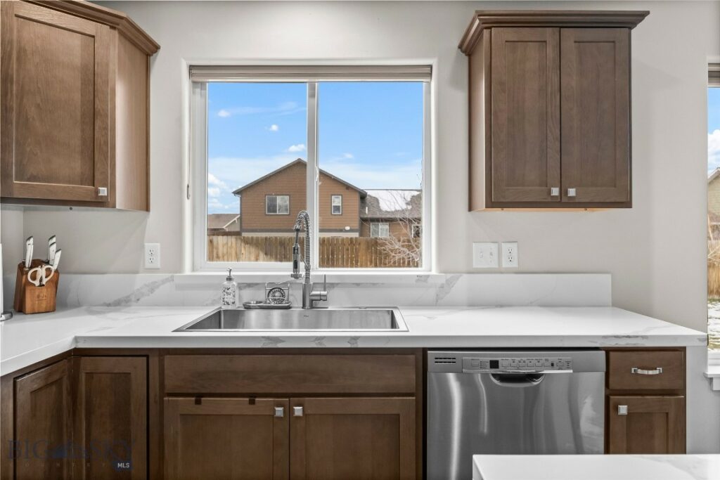 1613 Drummond Boulevard, Belgrade MT 59714