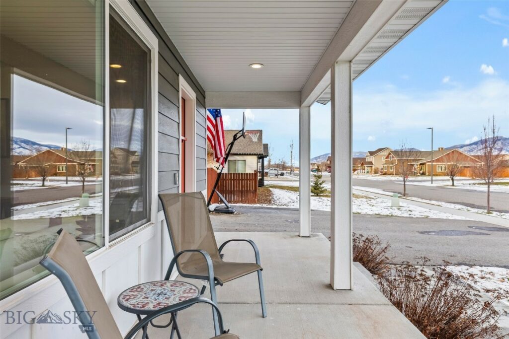 1613 Drummond Boulevard, Belgrade MT 59714