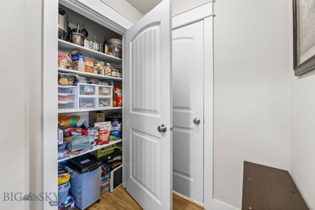 1613 Drummond Boulevard, Belgrade MT 59714