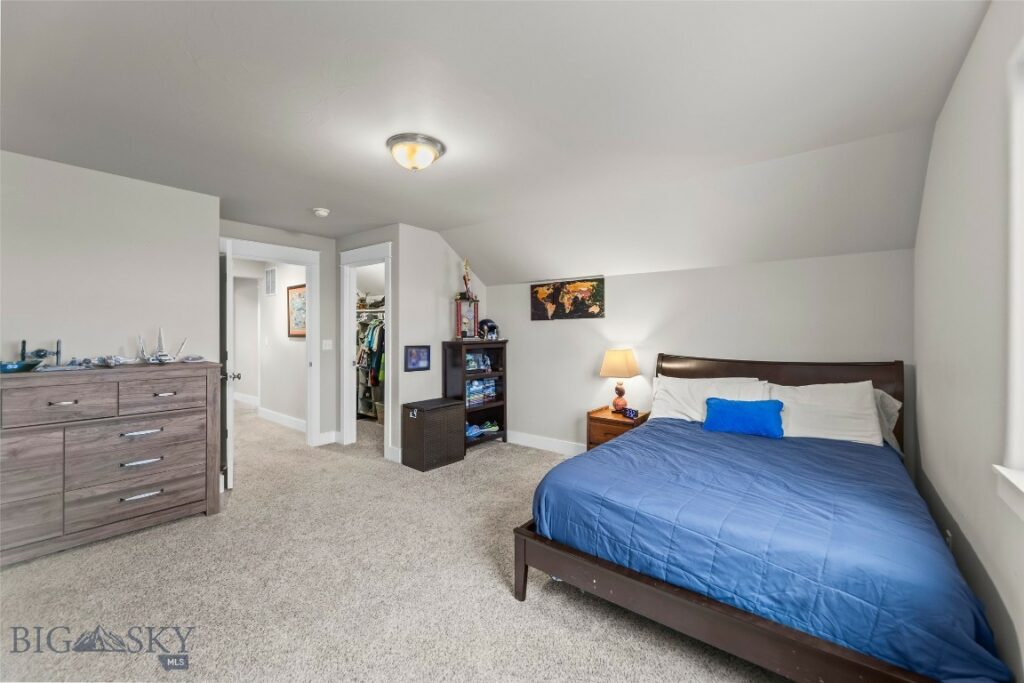 1613 Drummond Boulevard, Belgrade MT 59714