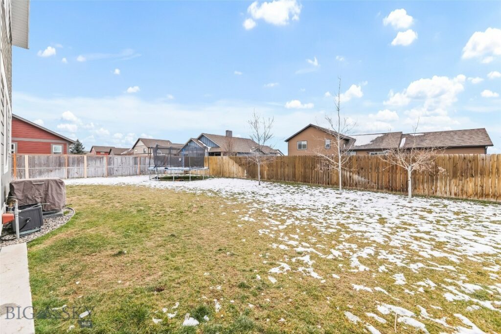 1613 Drummond Boulevard, Belgrade MT 59714