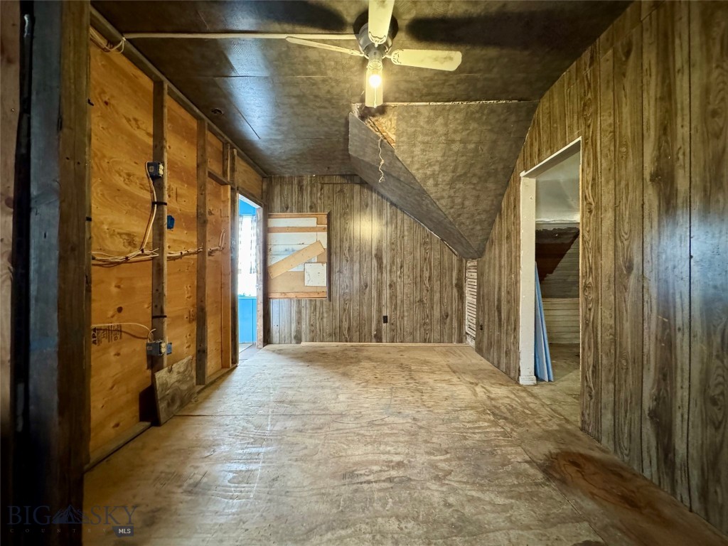 407 N Main St., Livingston MT 59047