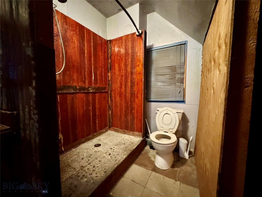 407 N Main St., Livingston MT 59047