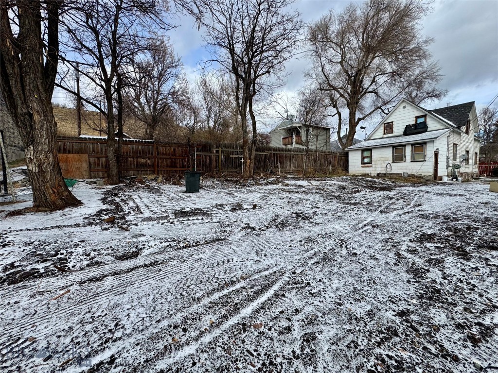 407 N Main St., Livingston MT 59047