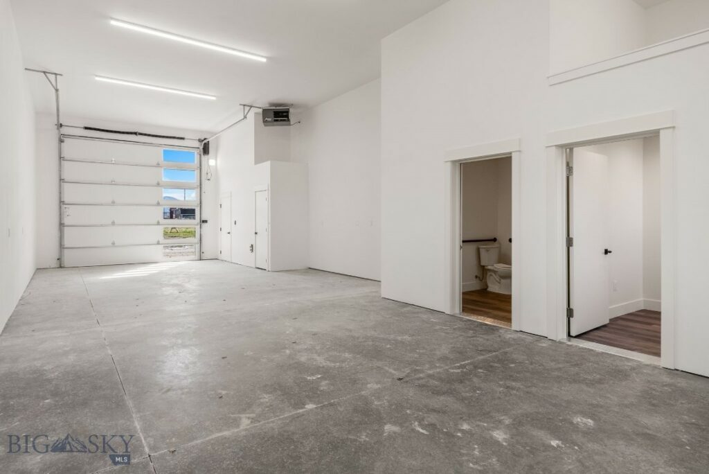 202 Fletching Unit B, Belgrade MT 59714