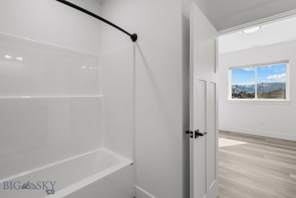 202 Fletching Unit B, Belgrade MT 59714