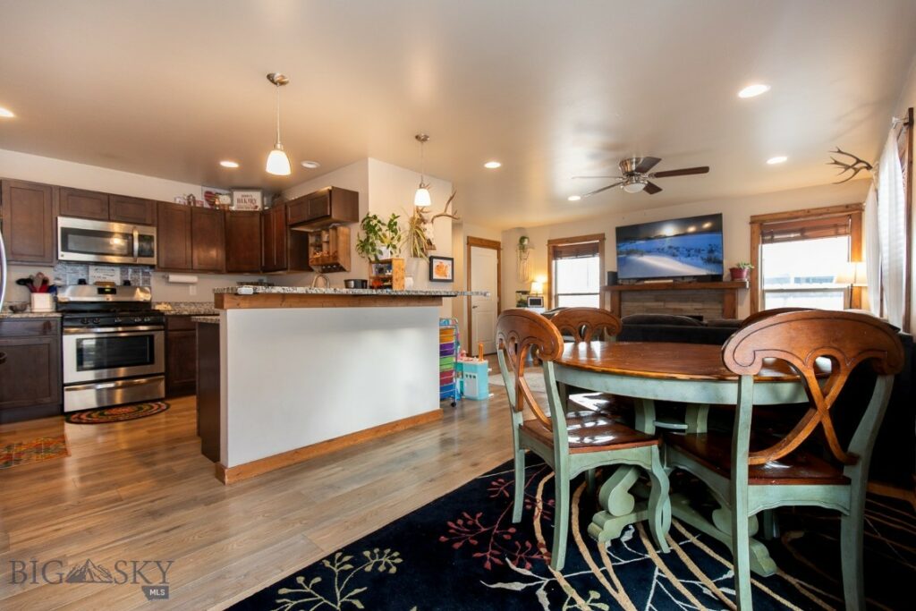 1308 Glider, Belgrade MT 59714