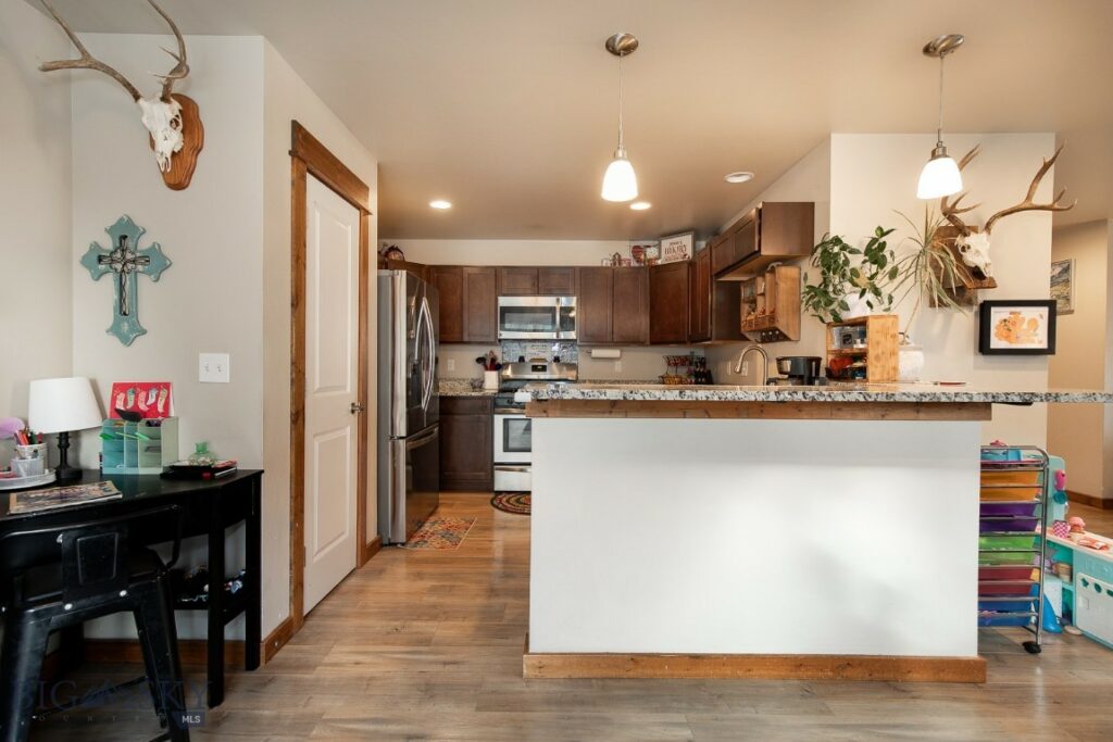 1308 Glider, Belgrade MT 59714