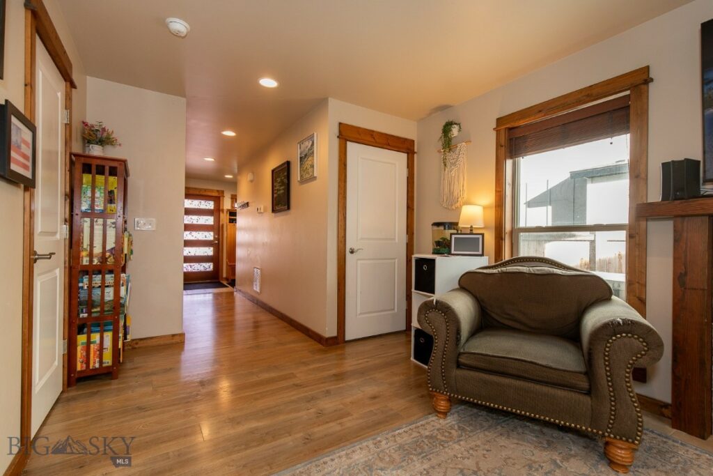 1308 Glider, Belgrade MT 59714