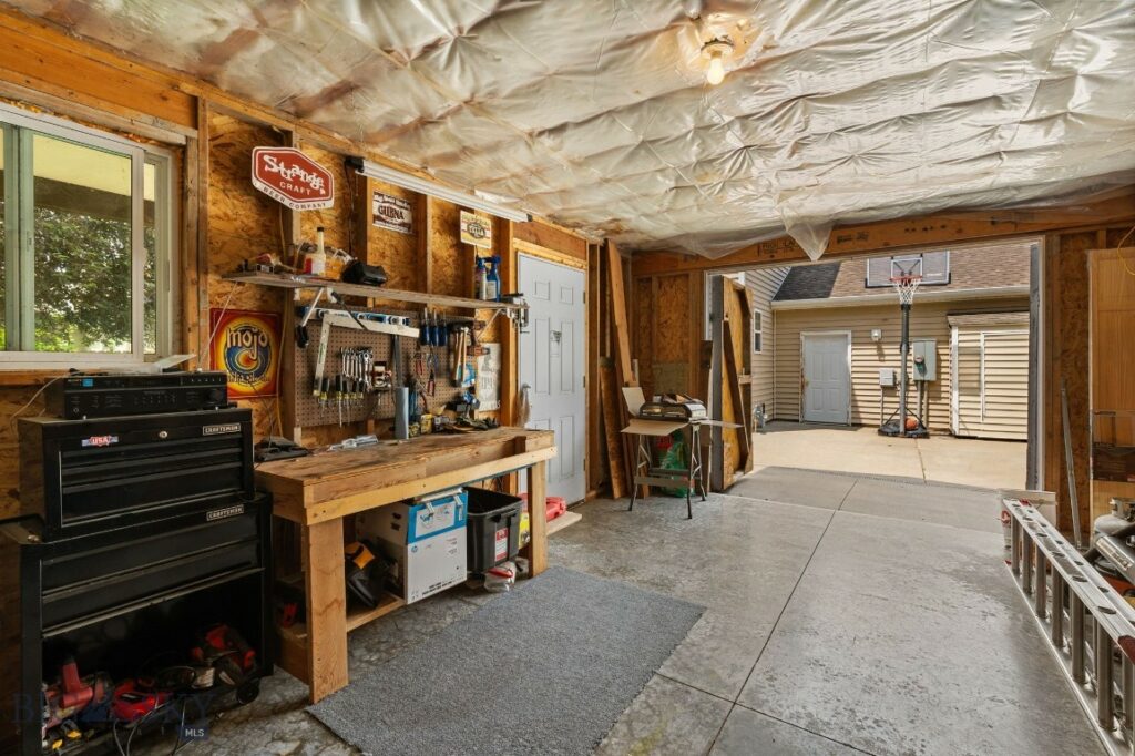 66 Aspenwood Drive, Bozeman MT 59718