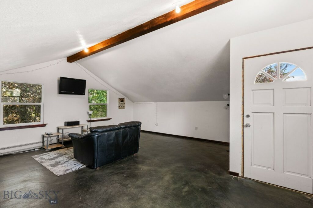 66 Aspenwood Drive, Bozeman MT 59718