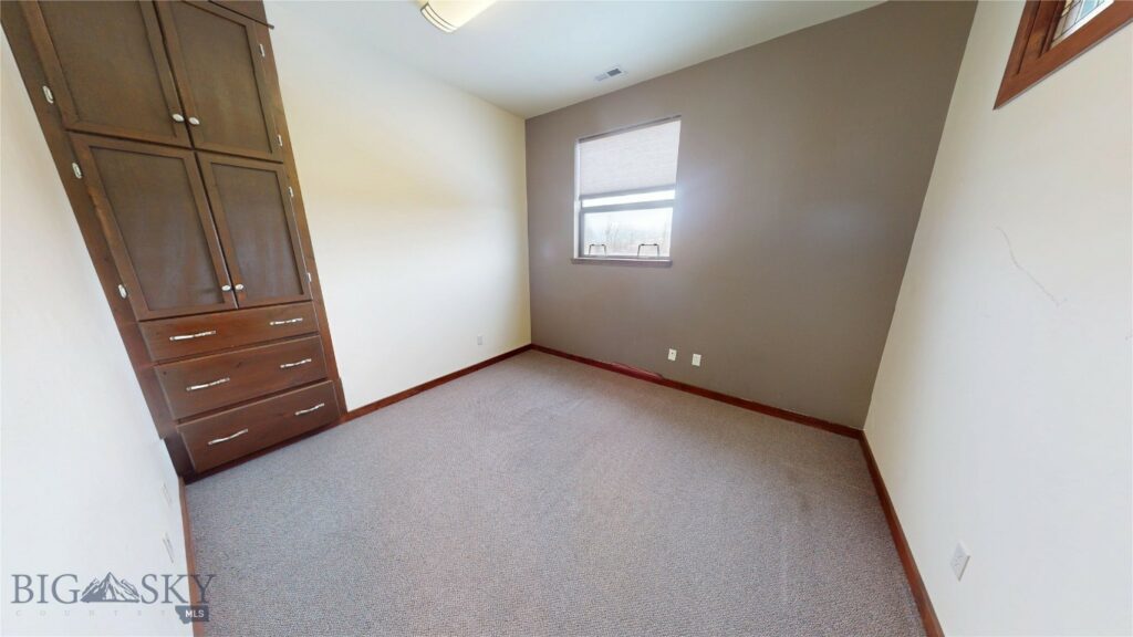 380 Ice Center Lane, Bozeman MT 59718