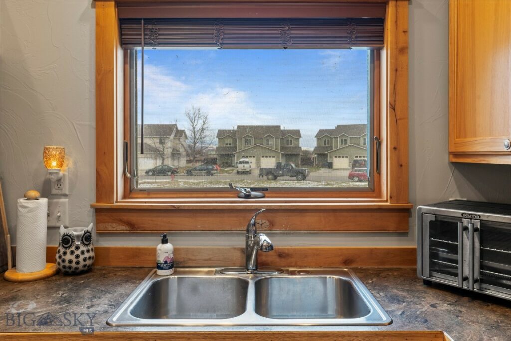 201 E Magnolia Drive, Belgrade MT 59714