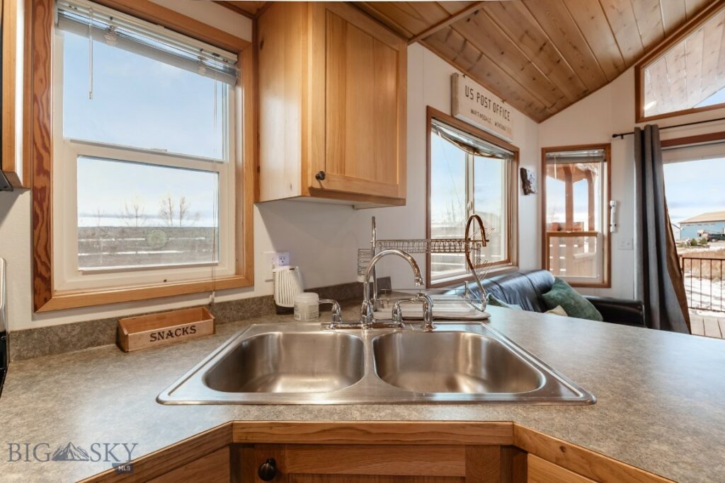 27 Progressive Drive, Belgrade MT 59714