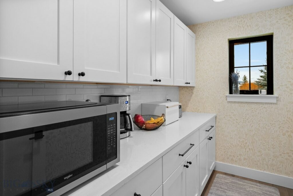 978 Auger Lane, Bozeman MT 59718