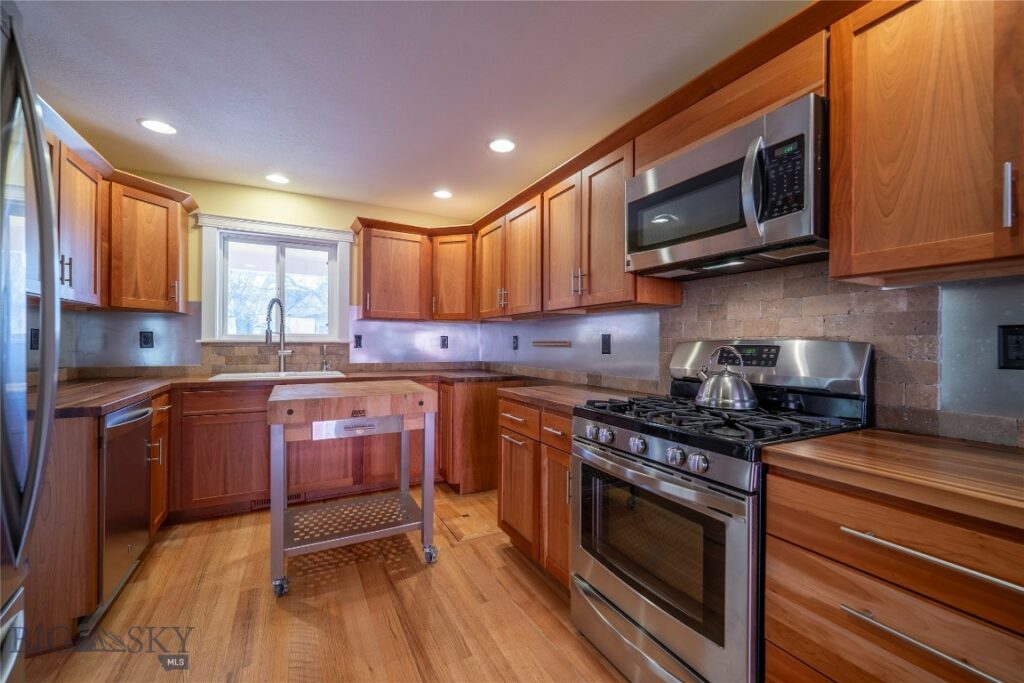 313 S 6th Street, Livingston MT 59047