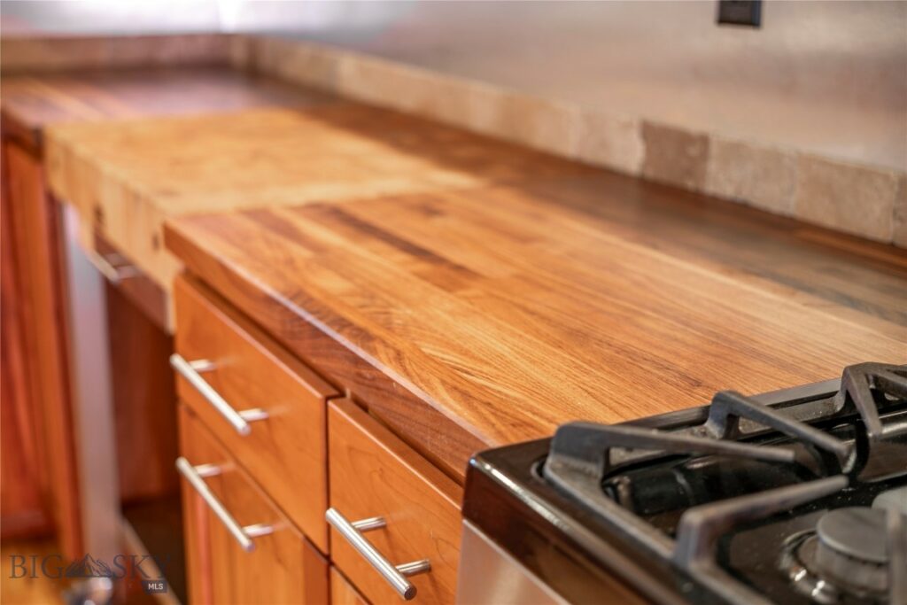 313 S 6th Street, Livingston MT 59047