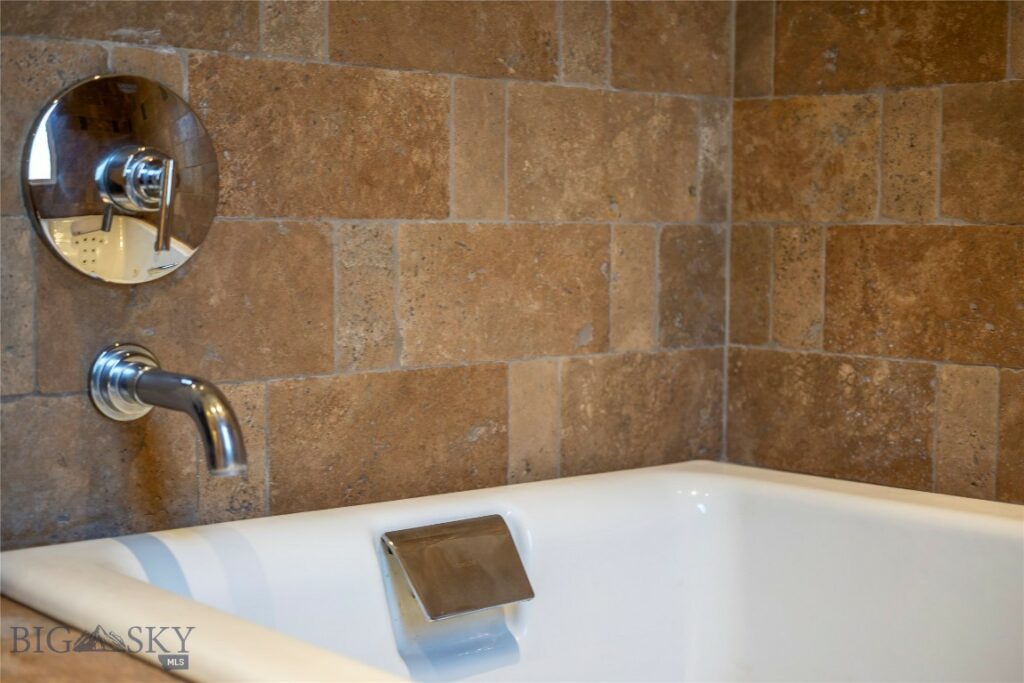 313 S 6th Street, Livingston MT 59047