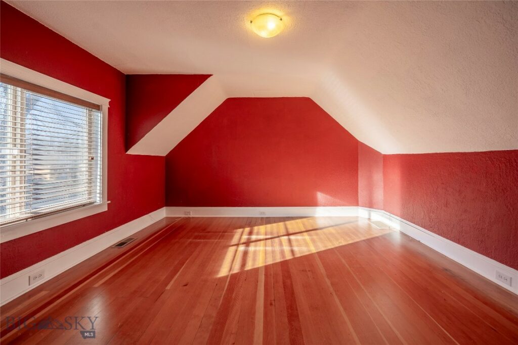 313 S 6th Street, Livingston MT 59047