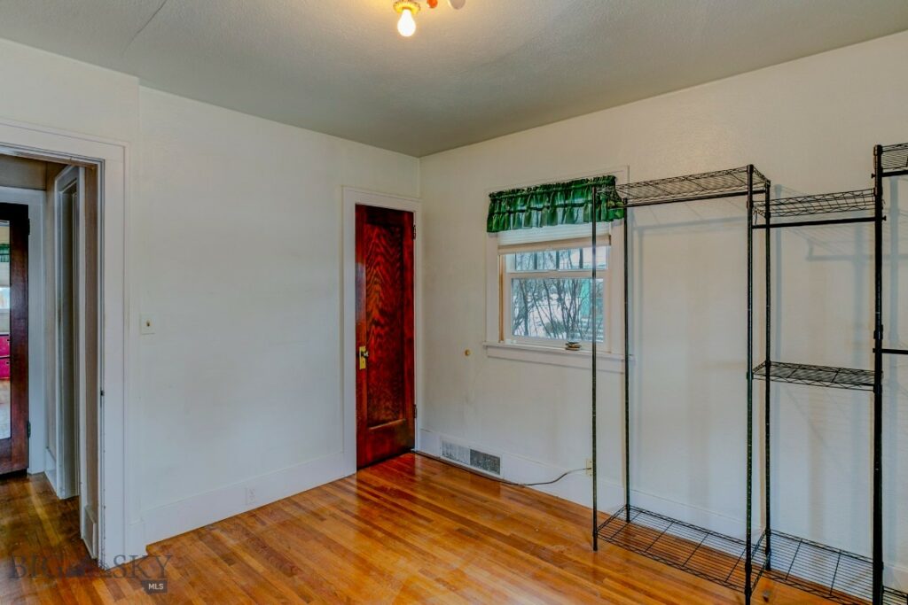 810 W Lewis Street, Livingston MT 59047