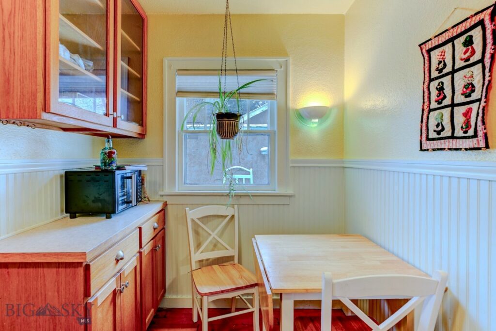 810 W Lewis Street, Livingston MT 59047