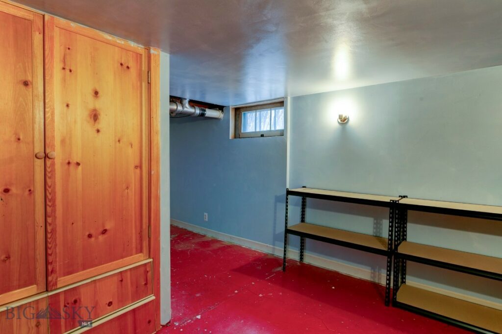 810 W Lewis Street, Livingston MT 59047