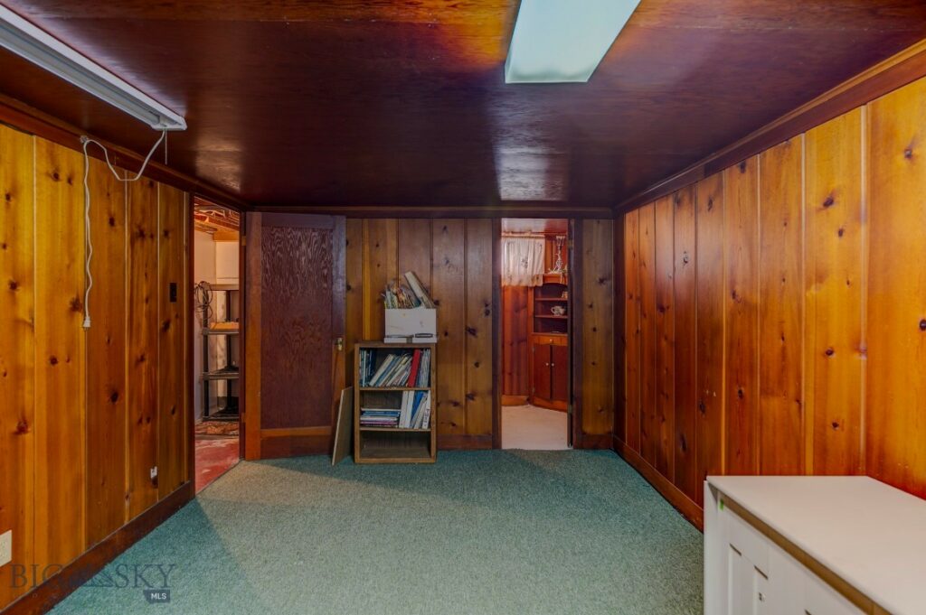 810 W Lewis Street, Livingston MT 59047