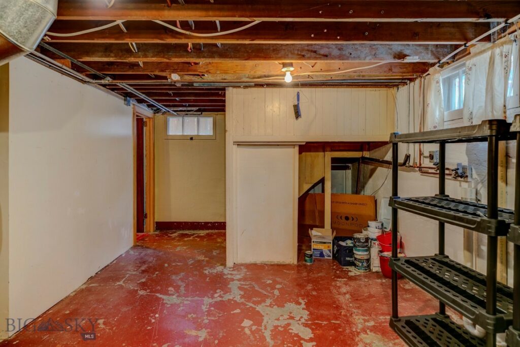 810 W Lewis Street, Livingston MT 59047