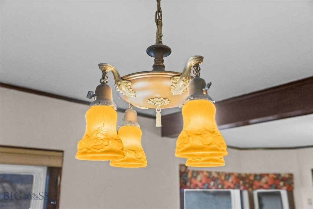 405 N C Street, Livingston MT 59047