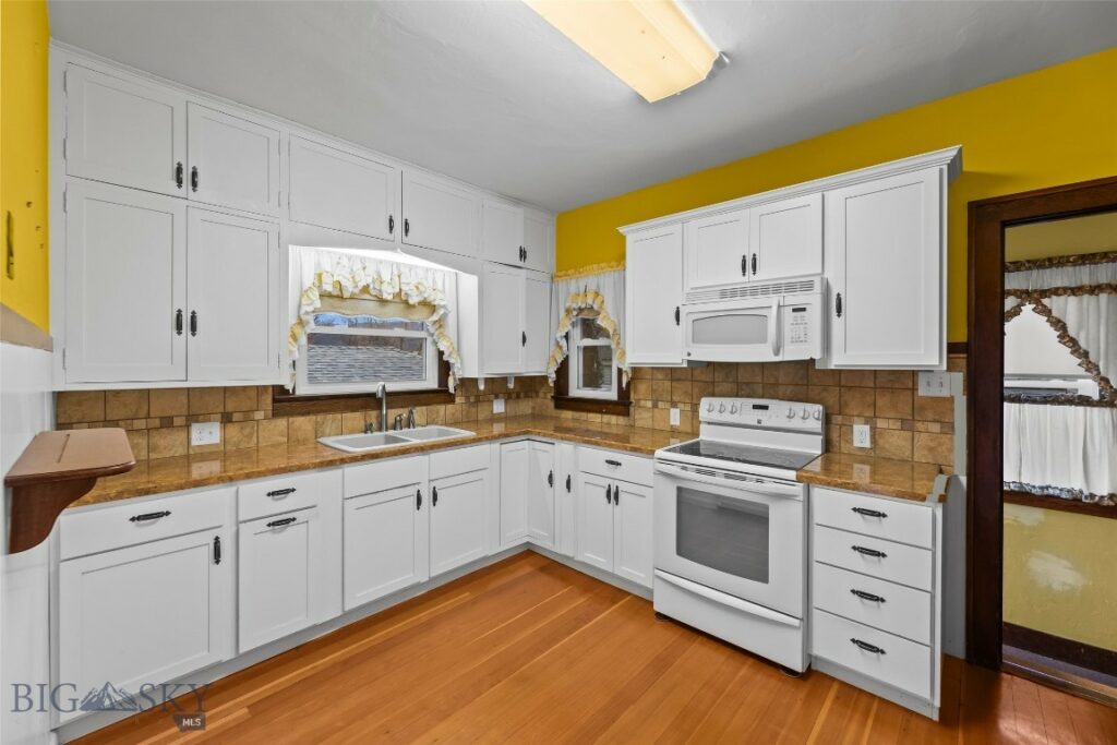 405 N C Street, Livingston MT 59047