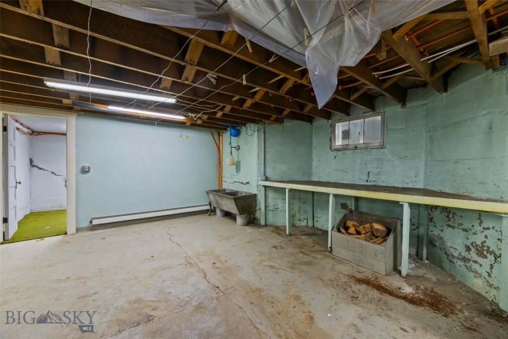 405 N C Street, Livingston MT 59047