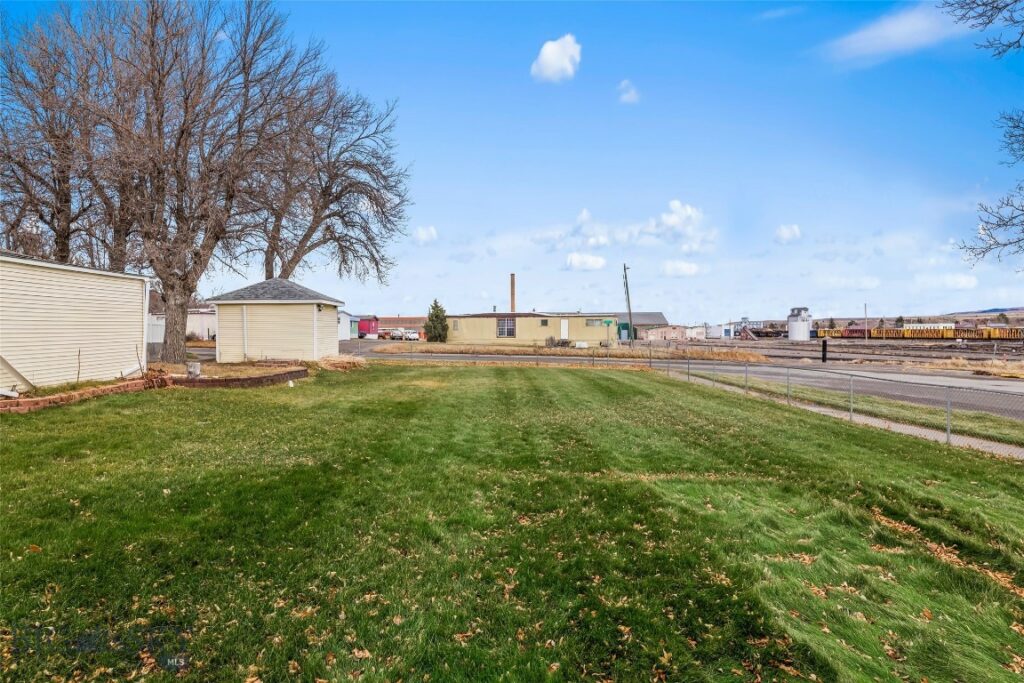 405 N C Street, Livingston MT 59047