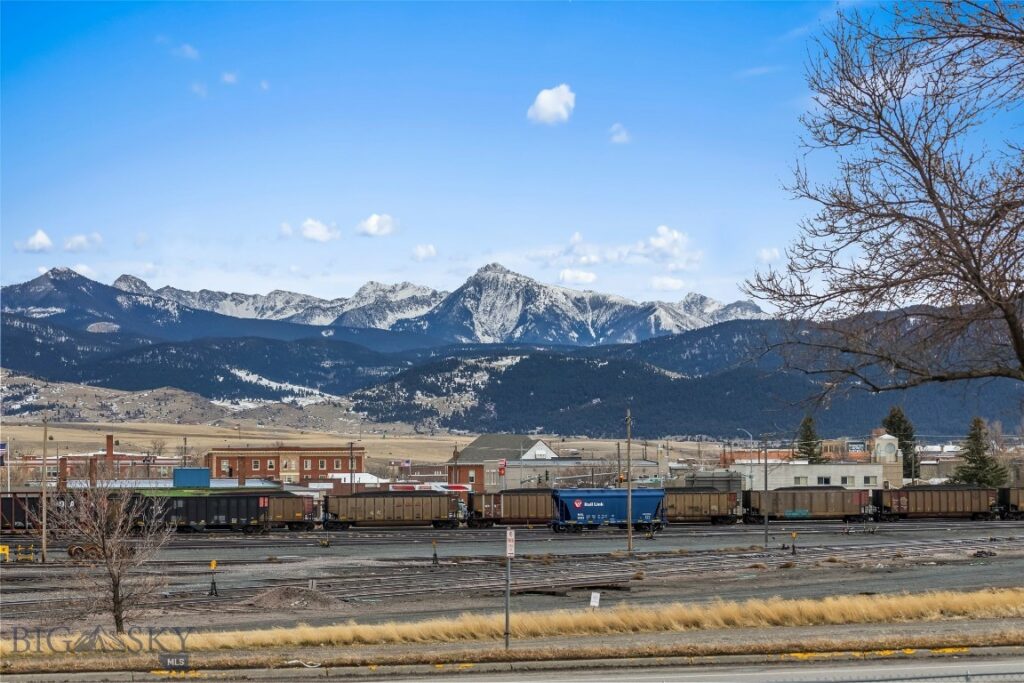 405 N C Street, Livingston MT 59047