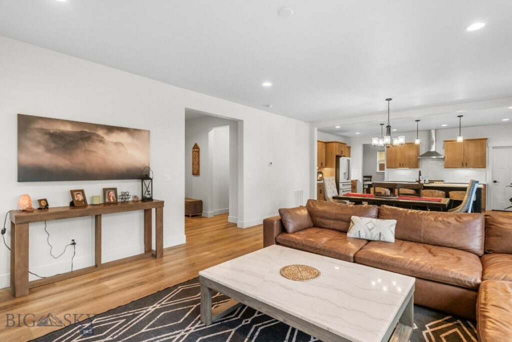 1516 Deadwood Loop, Belgrade MT 59714