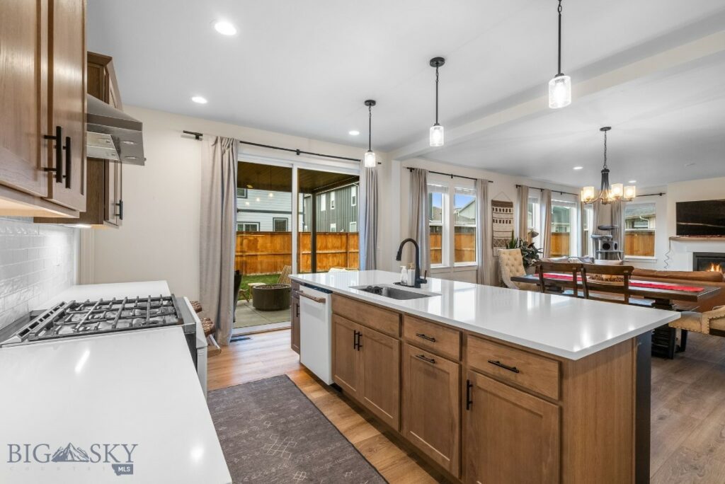 1516 Deadwood Loop, Belgrade MT 59714