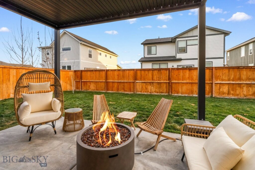 1516 Deadwood Loop, Belgrade MT 59714