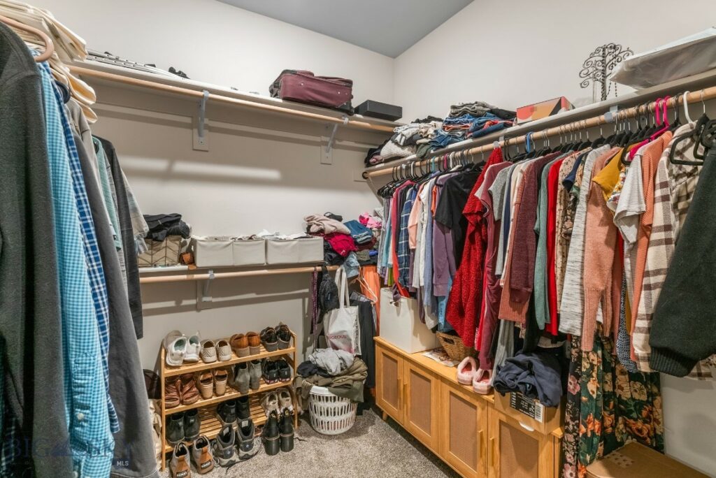 1516 Deadwood Loop, Belgrade MT 59714