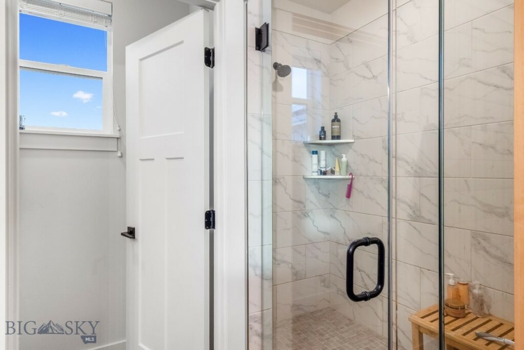 1516 Deadwood Loop, Belgrade MT 59714